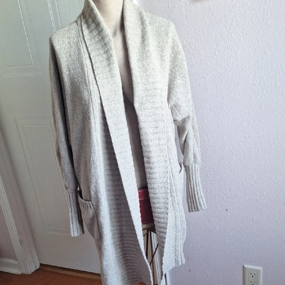 Cupcakes & Cashmere Cream Shawl Collar Cardigan